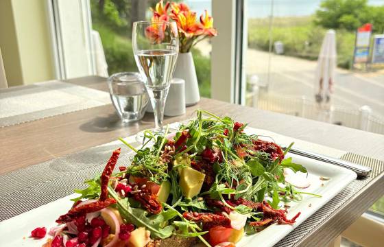 Köstliche Spezialitäten: Regionale Genüsse mit Meerblick - Strandhotel Seerose