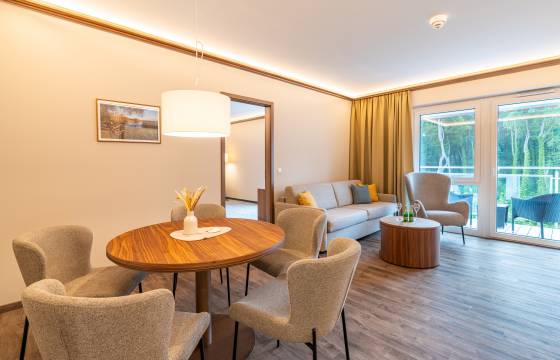 Wohnzimmer in der Familiensuite