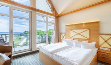 Doppelzimmer mit Balkon und Meerblick Strandhotel Seerose Usedom 