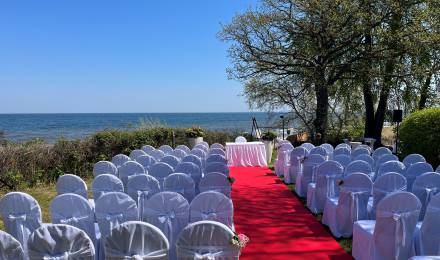 Hochzeit im Freien mit Blick aufs Meer Strandhotel Seerose Usedom 