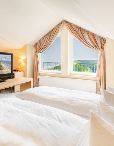 Doppelzimmer mit TV und Meerblick Strandhotel Seerose Usedom